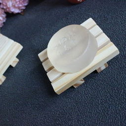 天然環(huán)保衛(wèi)浴禮品 本色木質(zhì)四條杠卡通皂盒與紡織品上光皂的完美搭配